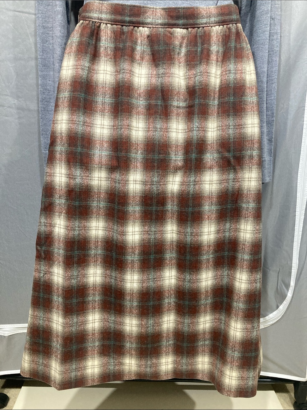 VINTAGE Pendleton 100% Virgin Wool Plaid A Line Skirt Lined Women’s Size S - Picture 3 of 10